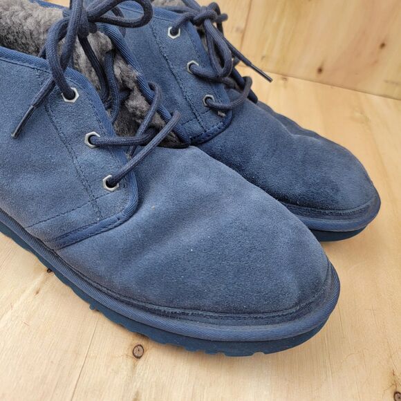 UGG Men’s Sz 11 M 3236 Neumel Suede Blue Chukka Round Toe Boots Shearling Lined main image 4